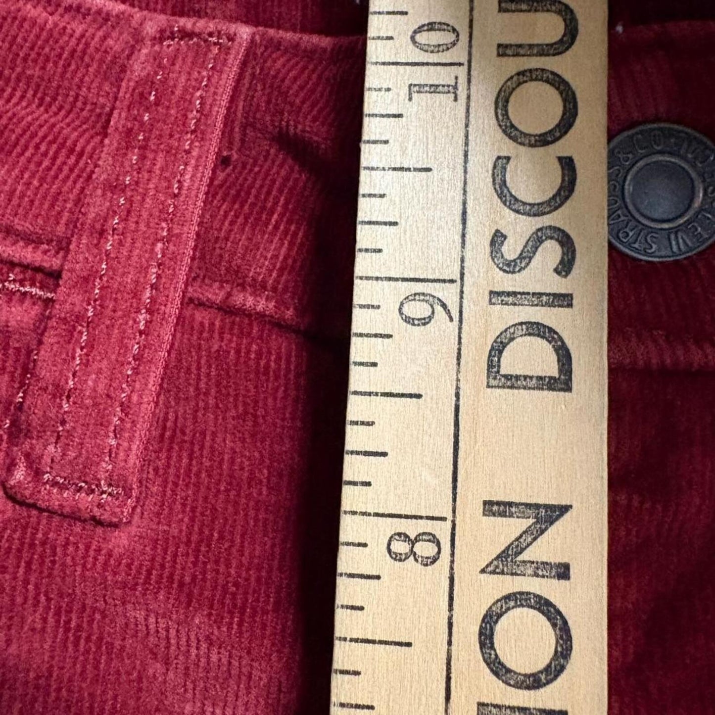 Levis 725 High Rise Bootcut Corduroy Pants Womens 27x32 Red Velvet Ribbed Jeans