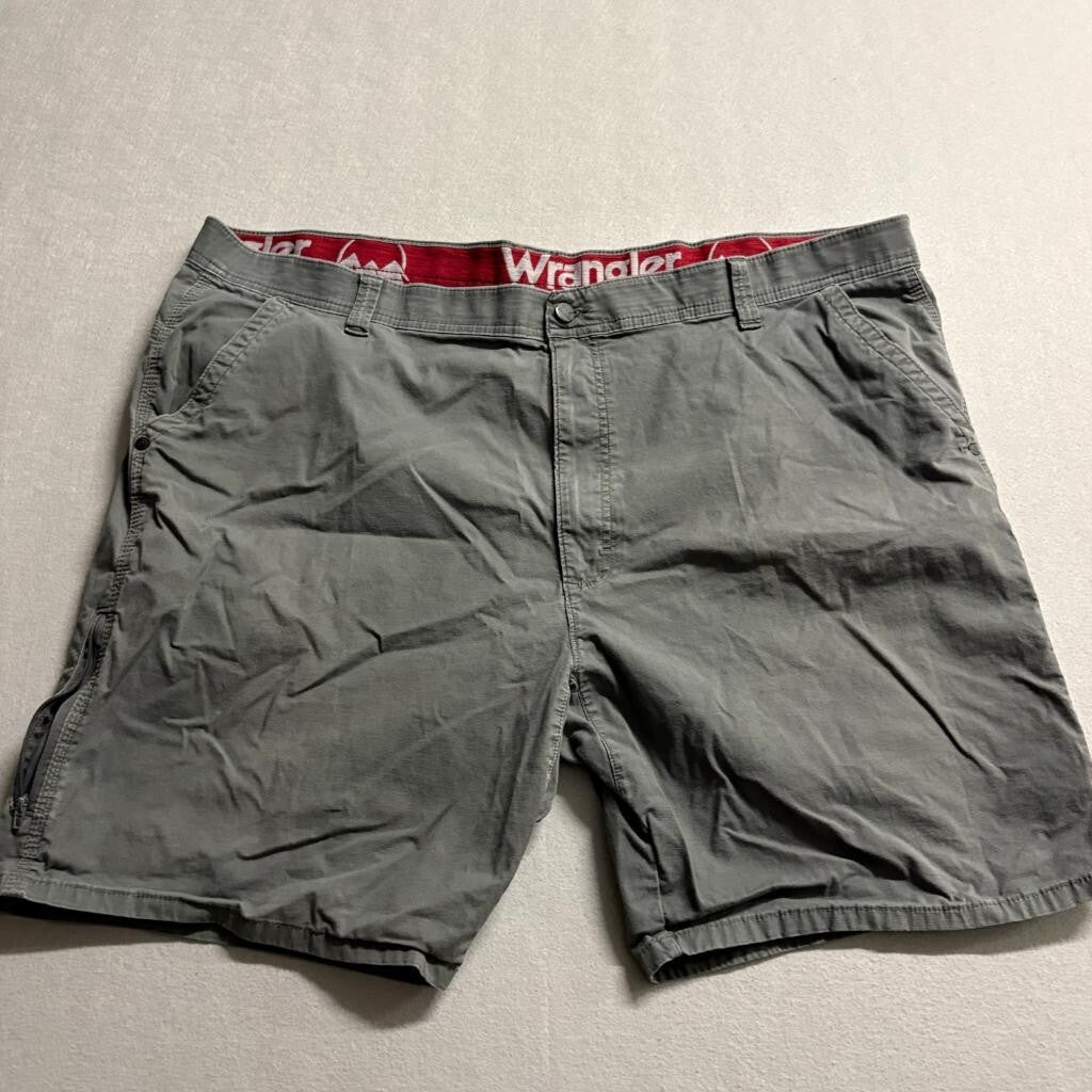Wrangler Mens Cargo Shorts Size 48 Gray Cotton Blend Stretch Flat Front