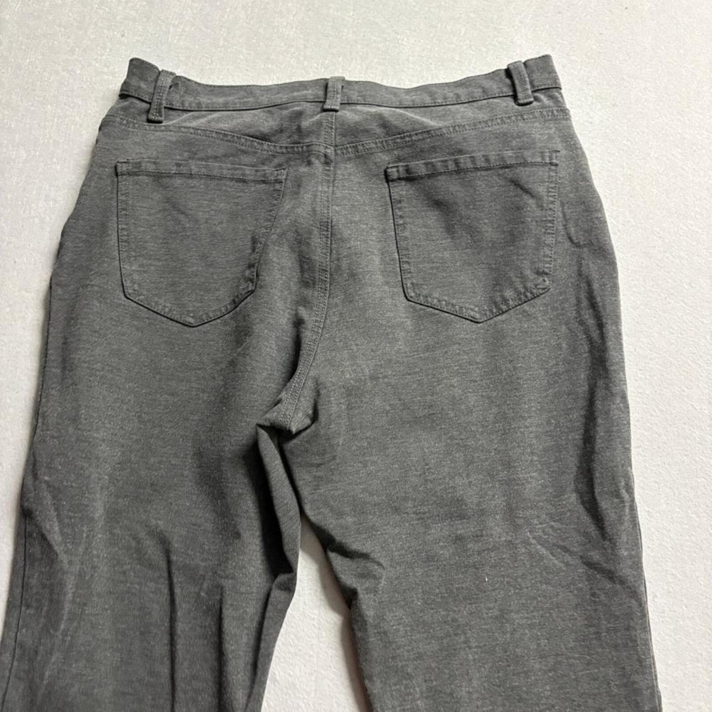 Gloria Vanderbilt Amanda Jeans Womens 16 Gray High Rise Straight Leg Stretch