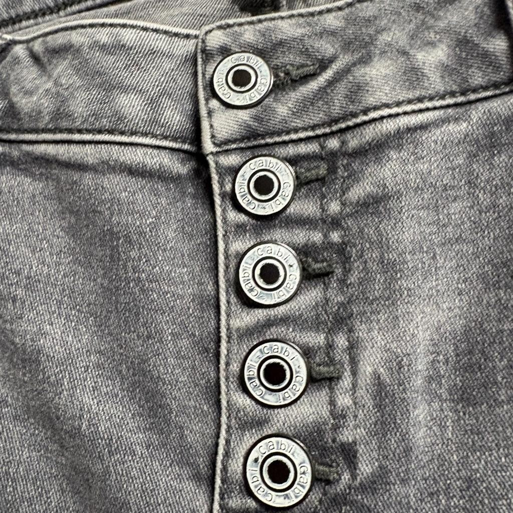 Cabi Button Fly Straight Jeans Womens Size 4 Gray Denim Stretch Pants Style 4520