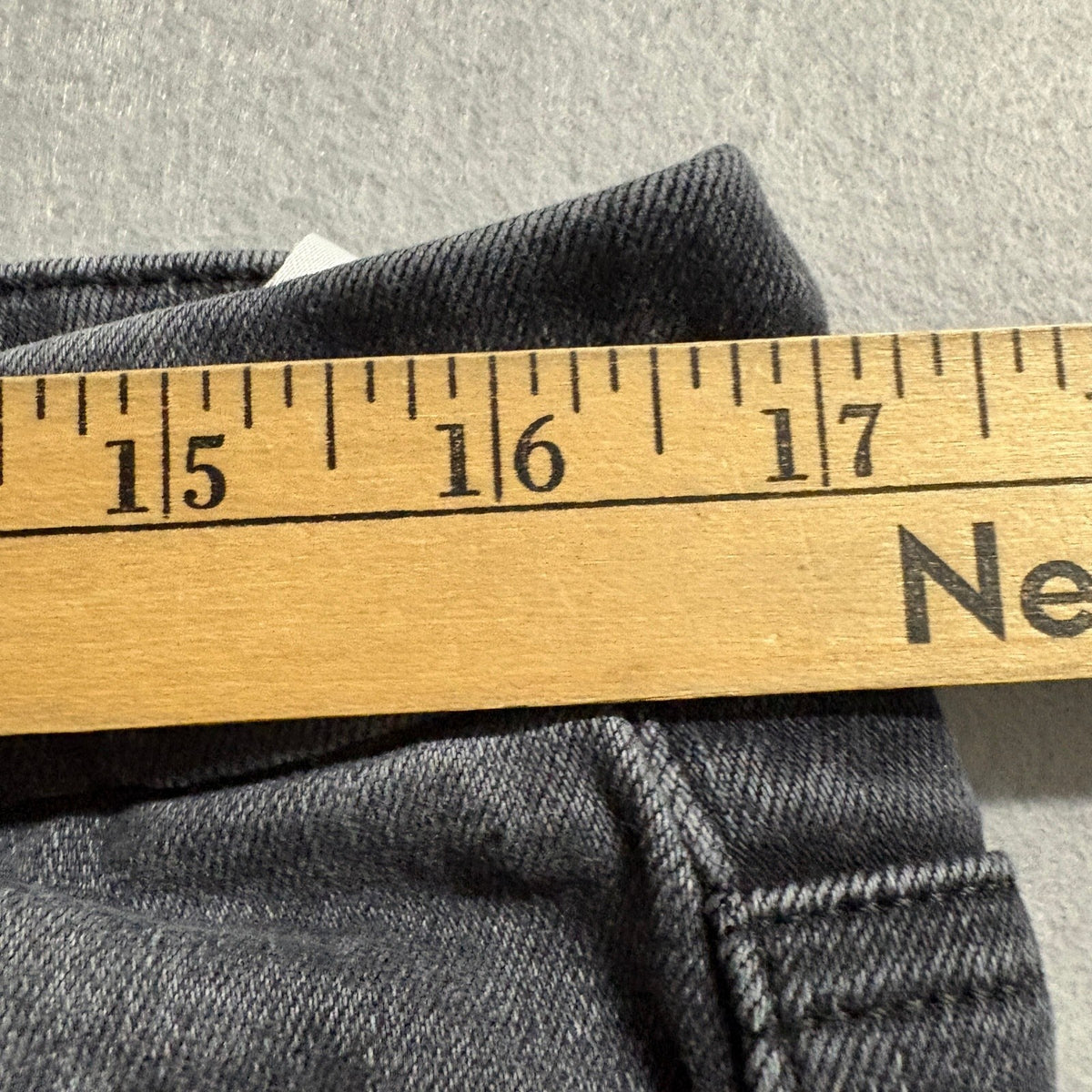 Good American High Rise Straight Leg Jeans Womens Size 14-18 Black Denim Stretch
