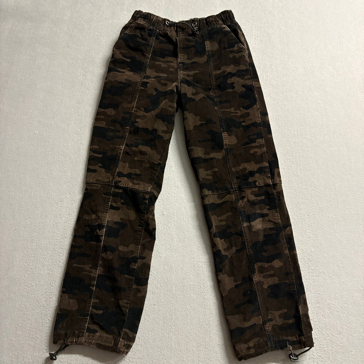 No Boundaries Corduroy Camo Cargo Pants Womens XXS Brown Camouflage Drawstring