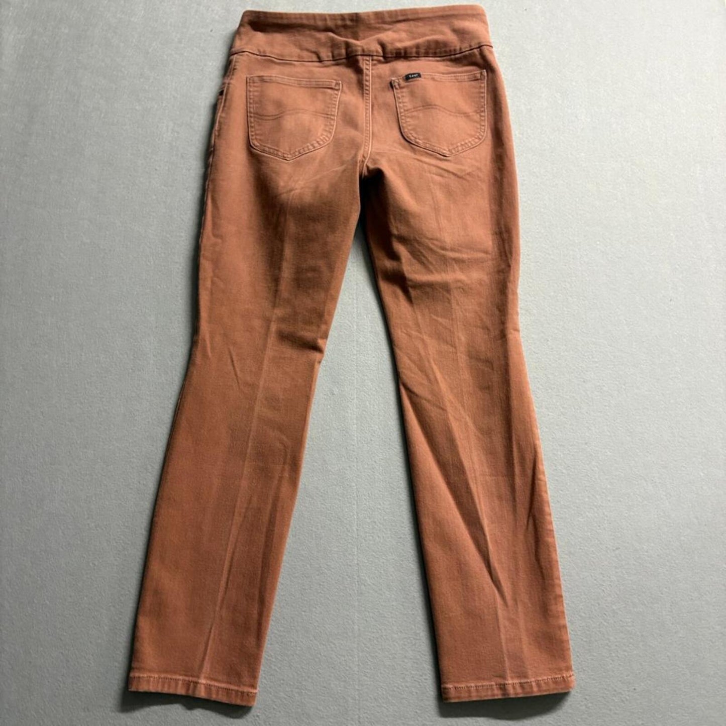 Lee Sculpting Slim Fit Slim Leg Pants Womens 8 Short Brown Pull On Stretch
