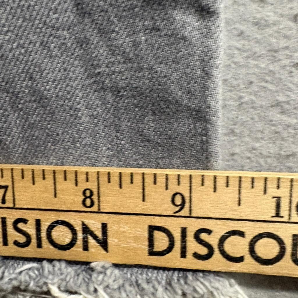 Levis 501 Womens Gray Denim Jeans Cut Off Raw Hem Size 36x32 Actual 35x23.5
