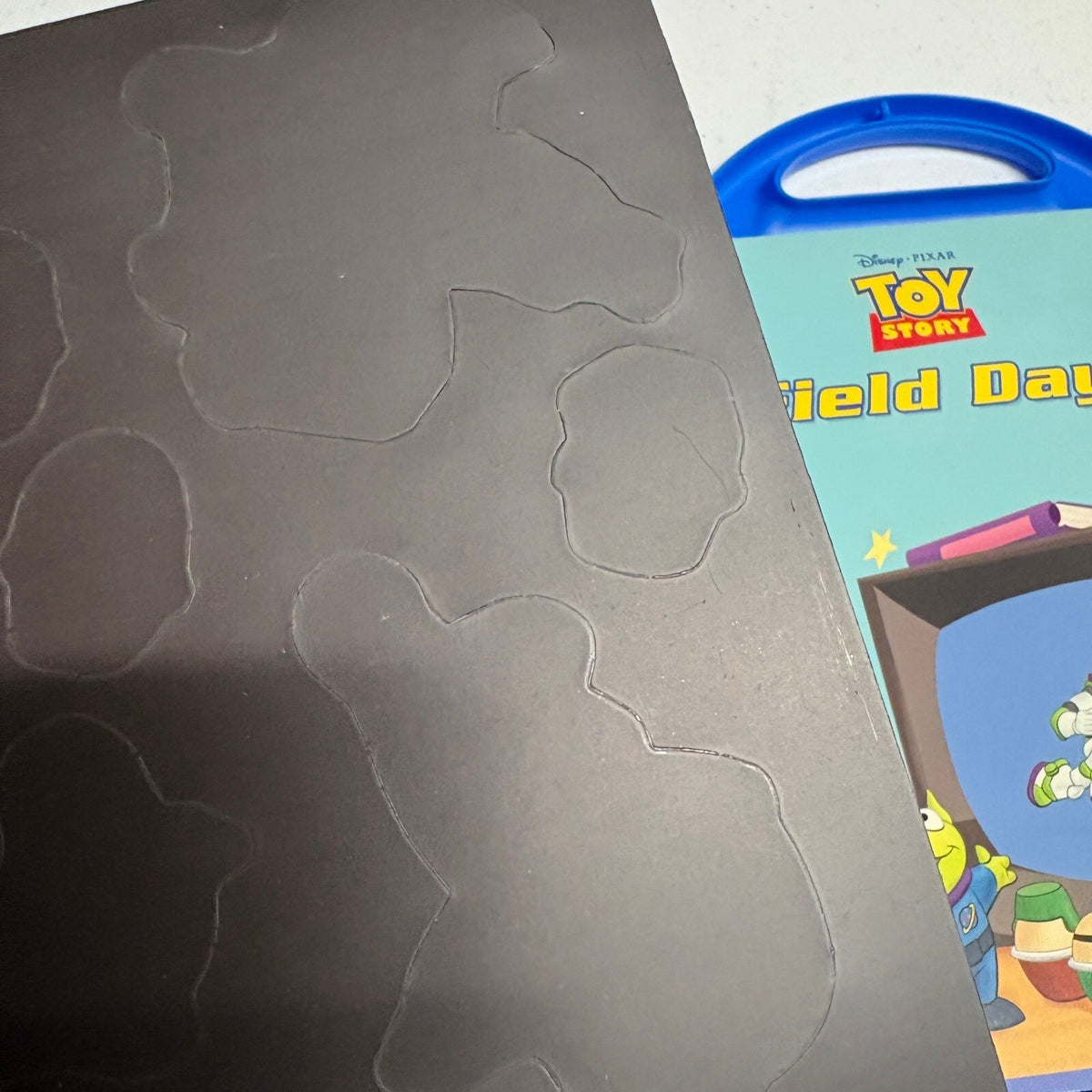 Disney Pixar Toy Story Book & Magnetic Play Set Field Day Carrying Case Complete