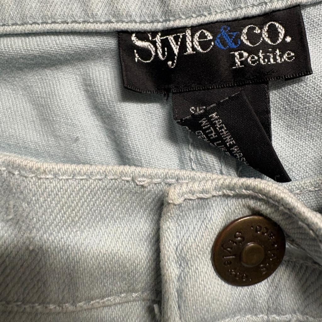 Style & Co Petite Jeans Womens 10P Light Wash Blue Denim High Rise Straight Leg