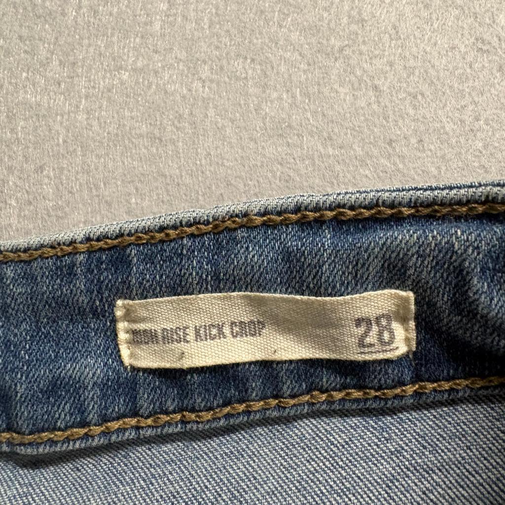 Harper Heritage High Rise Kick Crop Jeans Womens Size 28 Blue Raw Hem Stretch