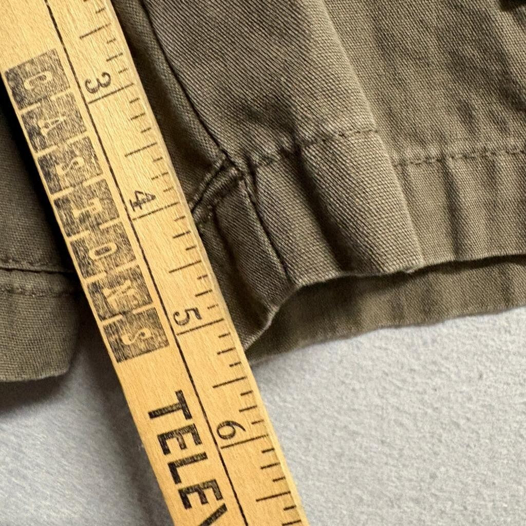 Cabelas Outdoors Mens 36 Cargo Shorts Brown Cotton Elastic Waist Hiking Utility