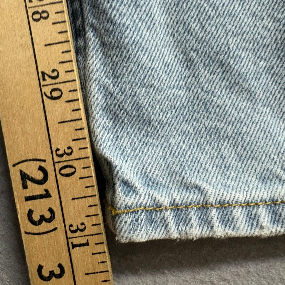 PacSun 90s Boyfriend Distressed Jeans Size 25 Light Wash Rigid Denim High Rise