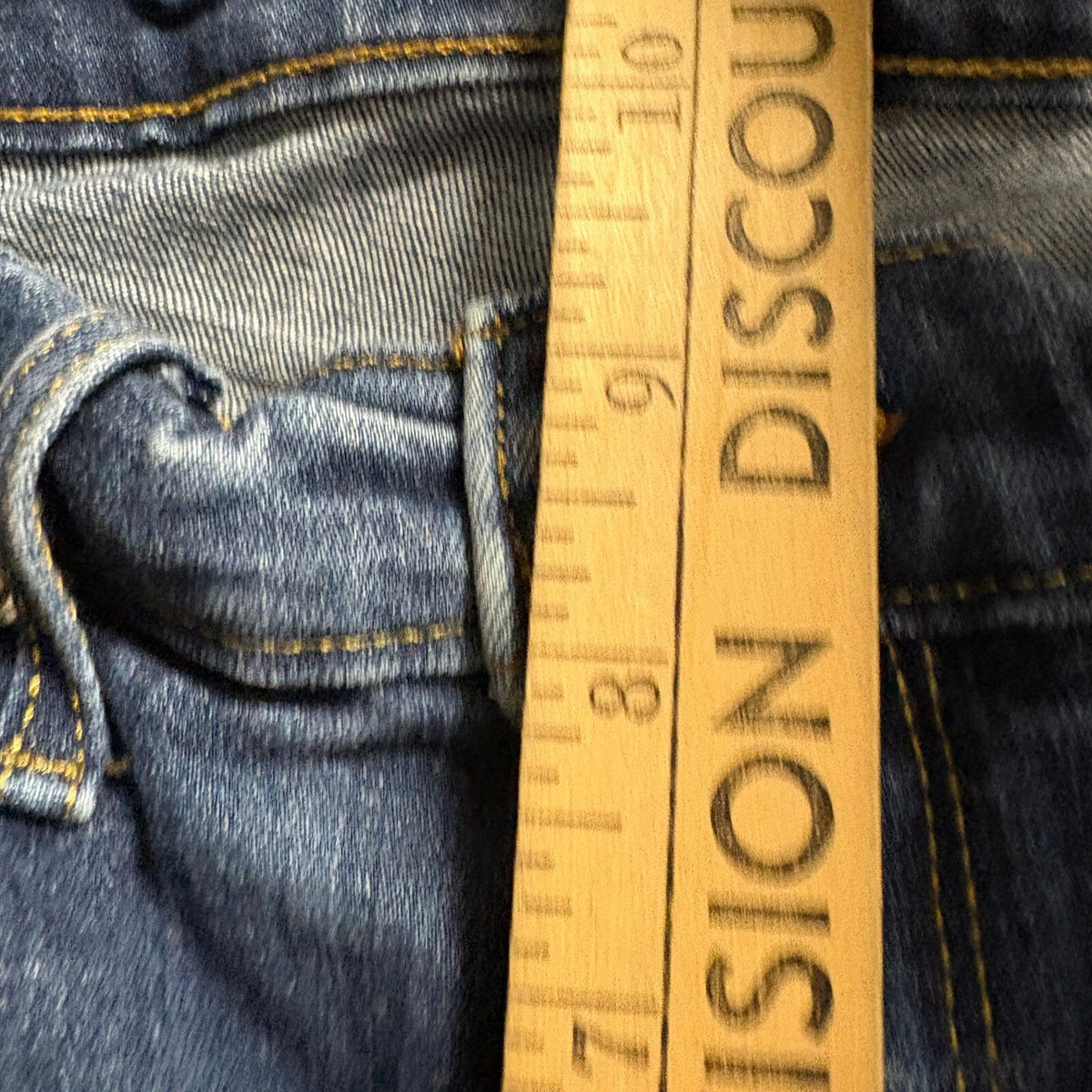 Levi's 724 High Rise Straight Jeans Womens 29 Blue Denim Raw Hem Cutoff W29 L29