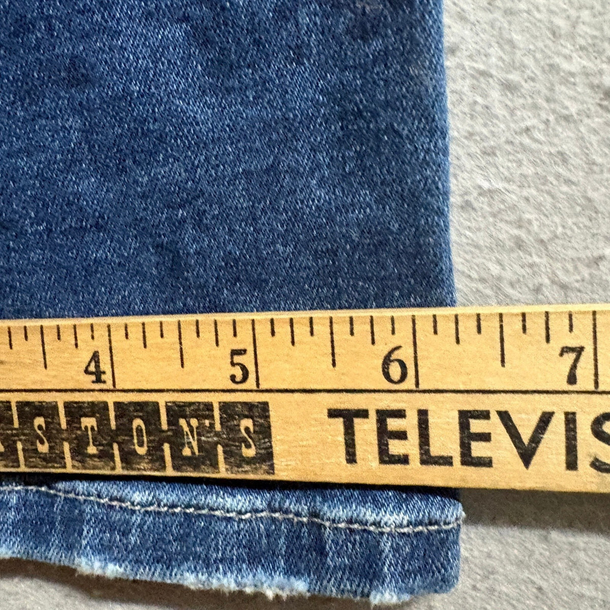 Joe's Jeans Womens Size 32 Blue Denim Stretch Straight Leg Jeans Medium Wash