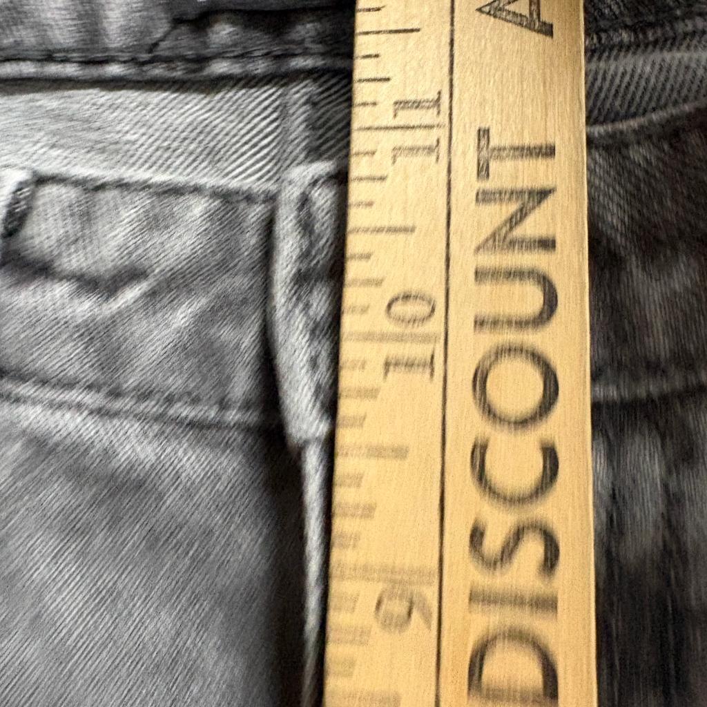 PrettyLittleThing Mom Jeans Womens US 6 Gray Acid Wash Denim High Rise Tapered