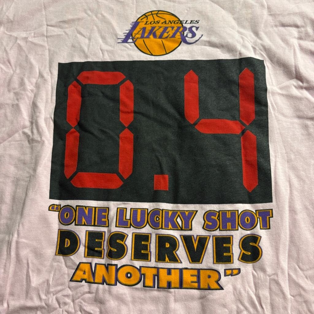 Vintage Derek Fisher 0.4 Shot Lakers T-Shirt Mens XL Pink American Activewear