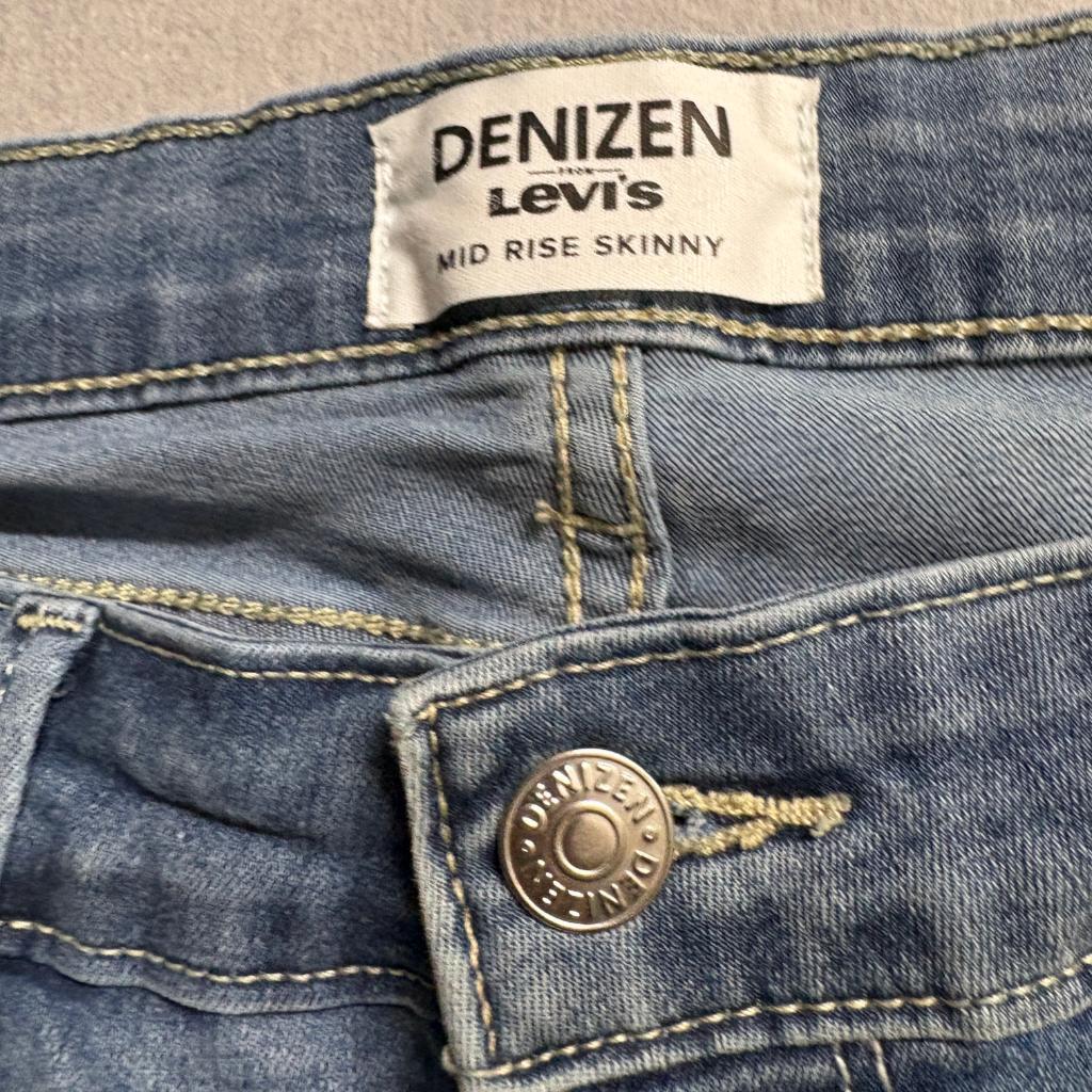 Denizen Levi's Mid Rise Skinny Jeans Womens 14 Medium Blue Stretch Denim