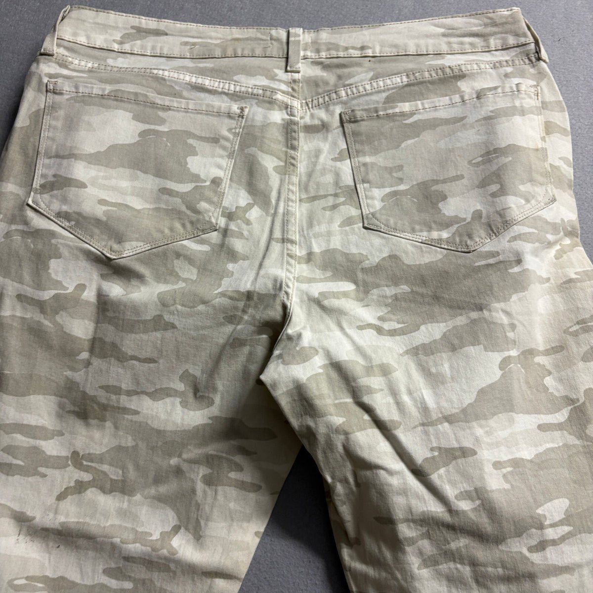 NYDJ Camo Ankle Jeans Womens 16 Beige Camouflage Lift Tuck Stretch Made in USA