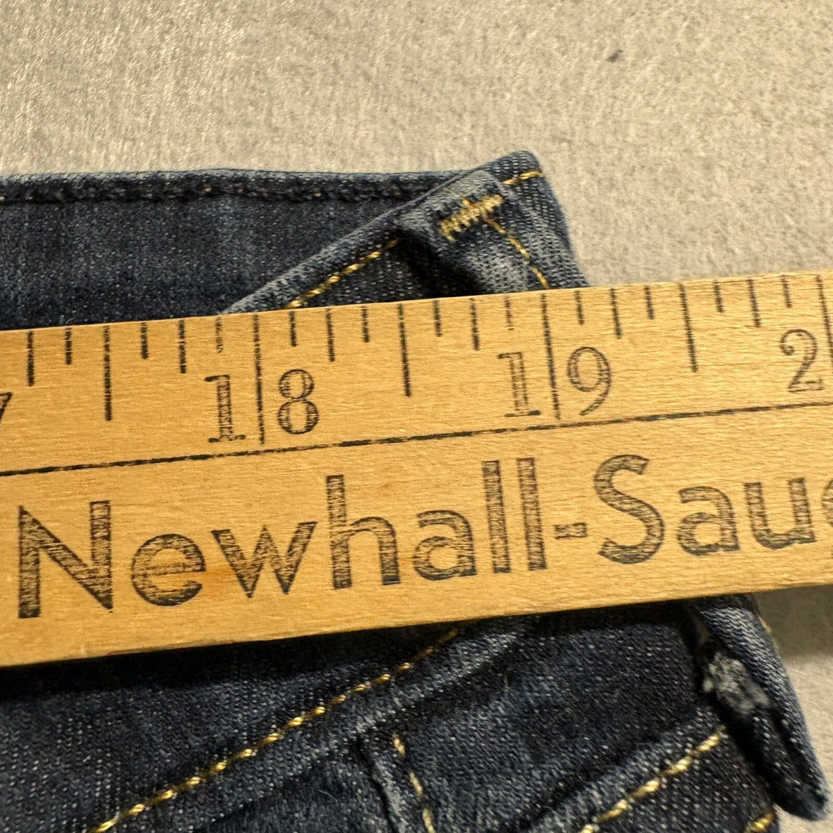 Signature by Levi Strauss Gold Label Women Mid Rise Bootcut Jeans Size 20M Dark