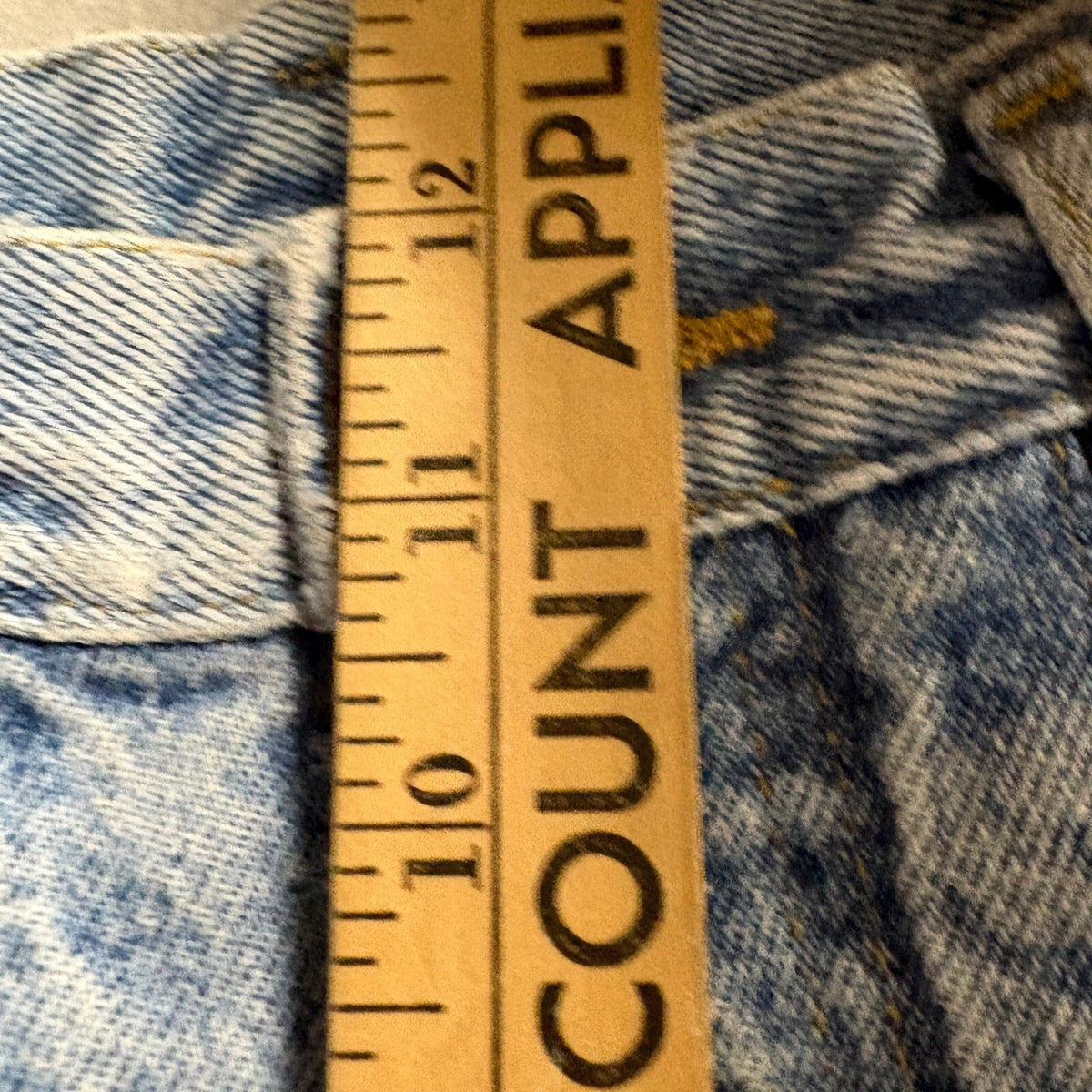 Vintage L.L. Bean Double Pleated Front Mom Jeans Light Wash Denim High Rise