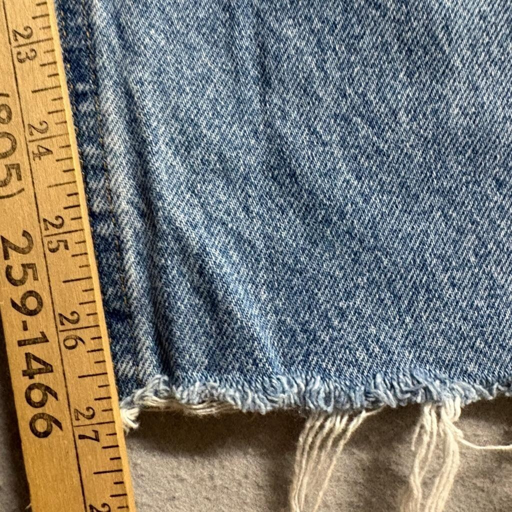 Carhartt Relaxed Fit Jeans Mens 31x30 Blue Denim Raw Cut Fray Hem Actual 31x27
