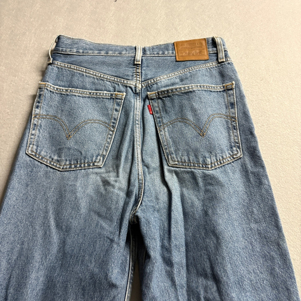 Levis Premium High Loose Jeans Womens 26 Blue Distressed Ripped Knee Wide Leg