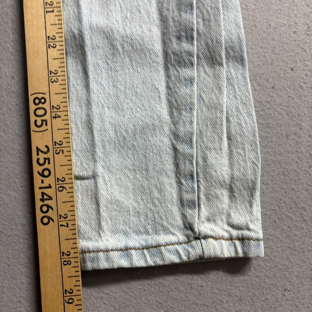 Disney Encanto Mirabel Graphic Jeans Womens Size 1 Light Wash Denim Skinny
