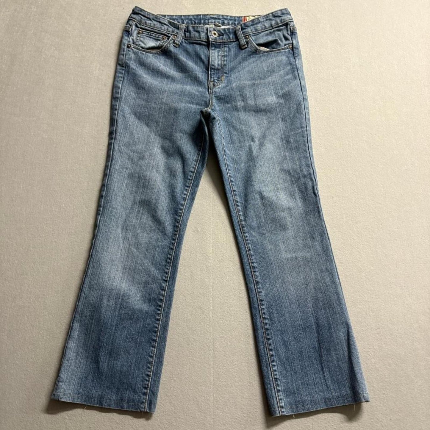 Gap 1969 Classic Fit Jeans Womens 8R Blue Denim Sandblasted Fade Stretch Bootcut