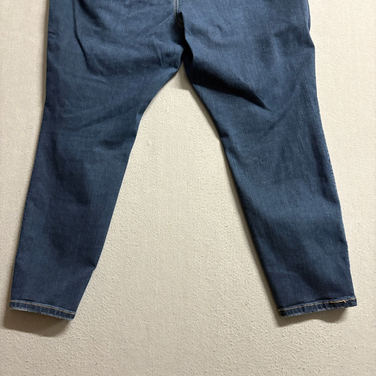 Torrid Bombshell Skinny Jeans Womens 22S Short Premium Stretch Dark Wash Blue