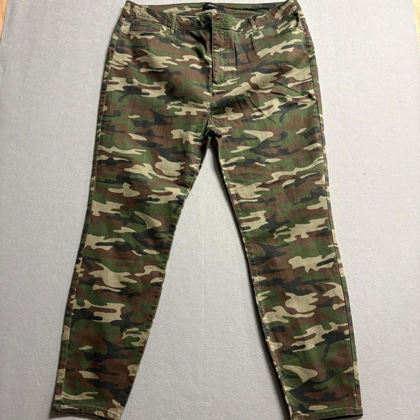 Forever 21 Plus Camouflage Skinny Jeans Womens 3X Green Camo Stretch Pants