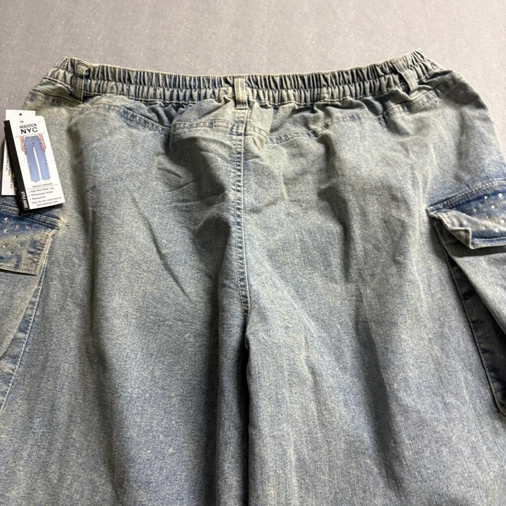 Madden NYC Jeans Womens XXL 20 Wide Leg Cargo Rhinestone High Rise Light Wash