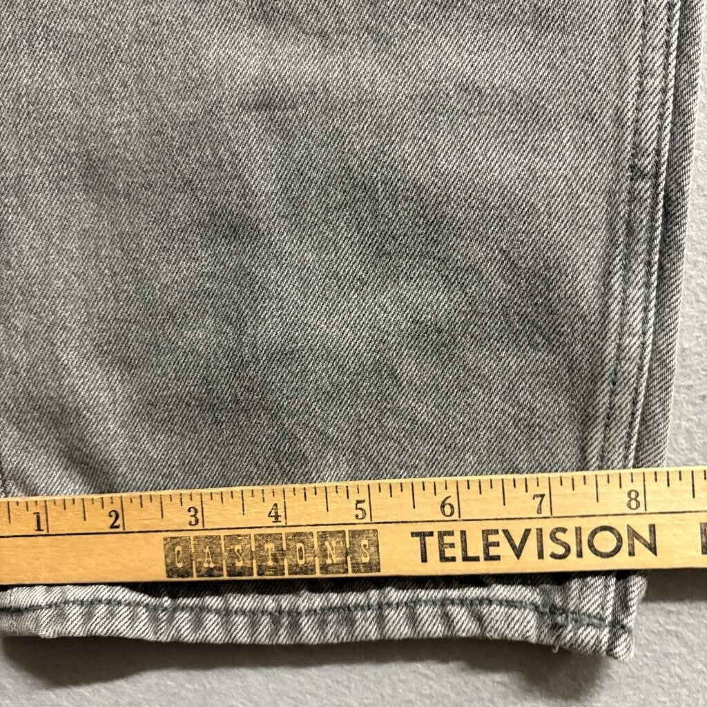 H&M Relaxed Fit Jeans Mens 36x32 Gray Denim Button Fly Straight Leg