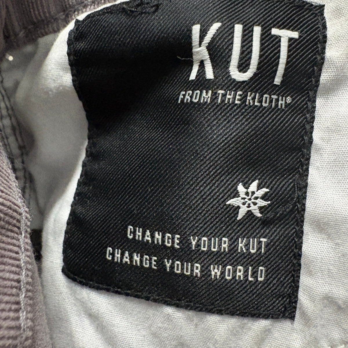 KUT from the Kloth Diana Skinny Corduroy Pants Womens Size 8 Gray Stretch Velvet