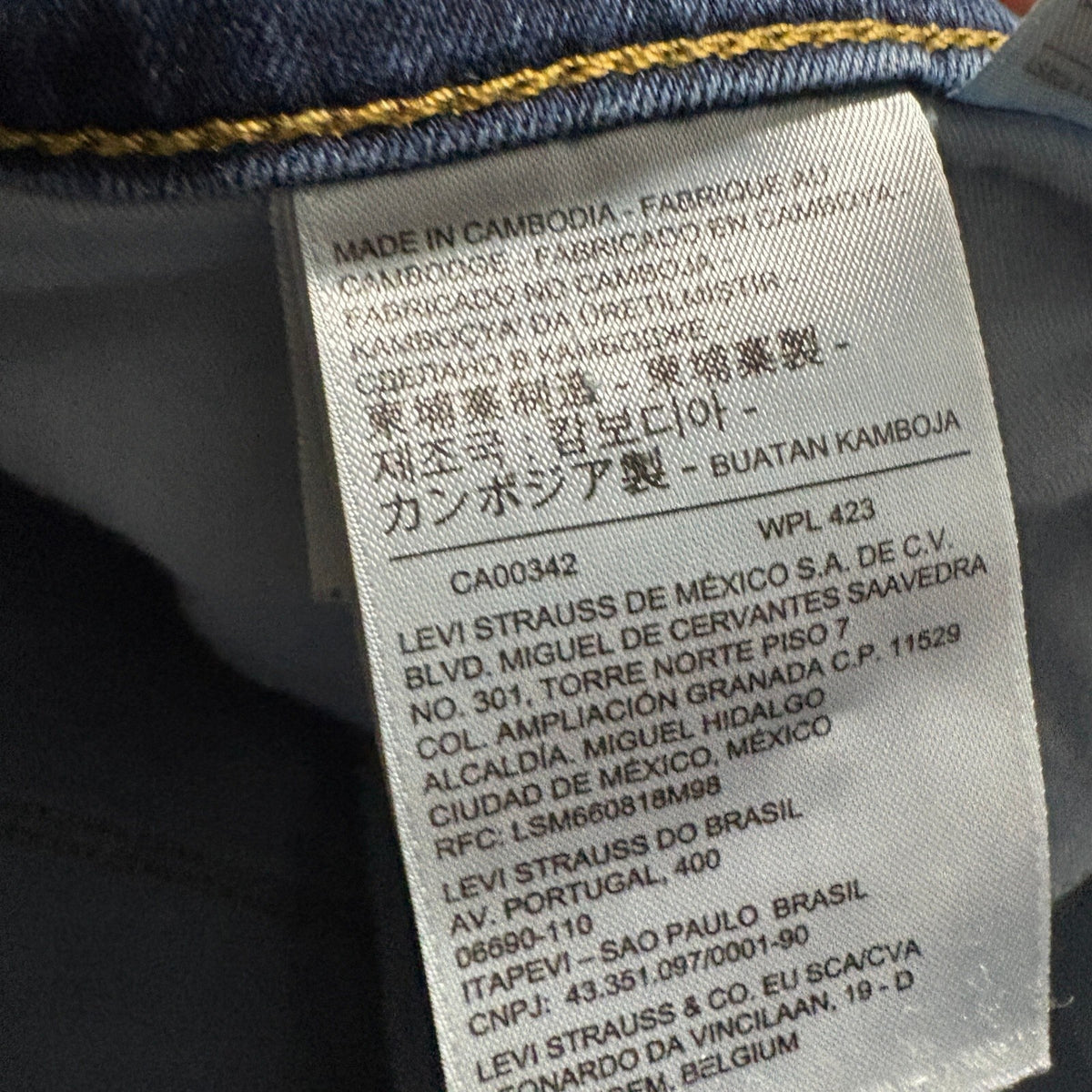 Levi's 311 Shaping Skinny Jeans Womens 32 Blue Denim Stretch Mid Rise Pants