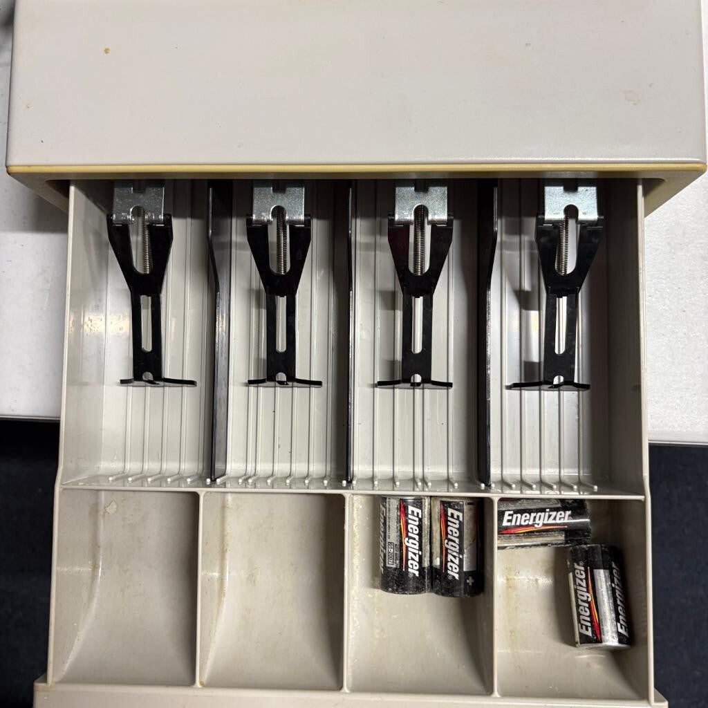 Swintec SW20 Electronic Cash Register with Case Power Adapter and Manual