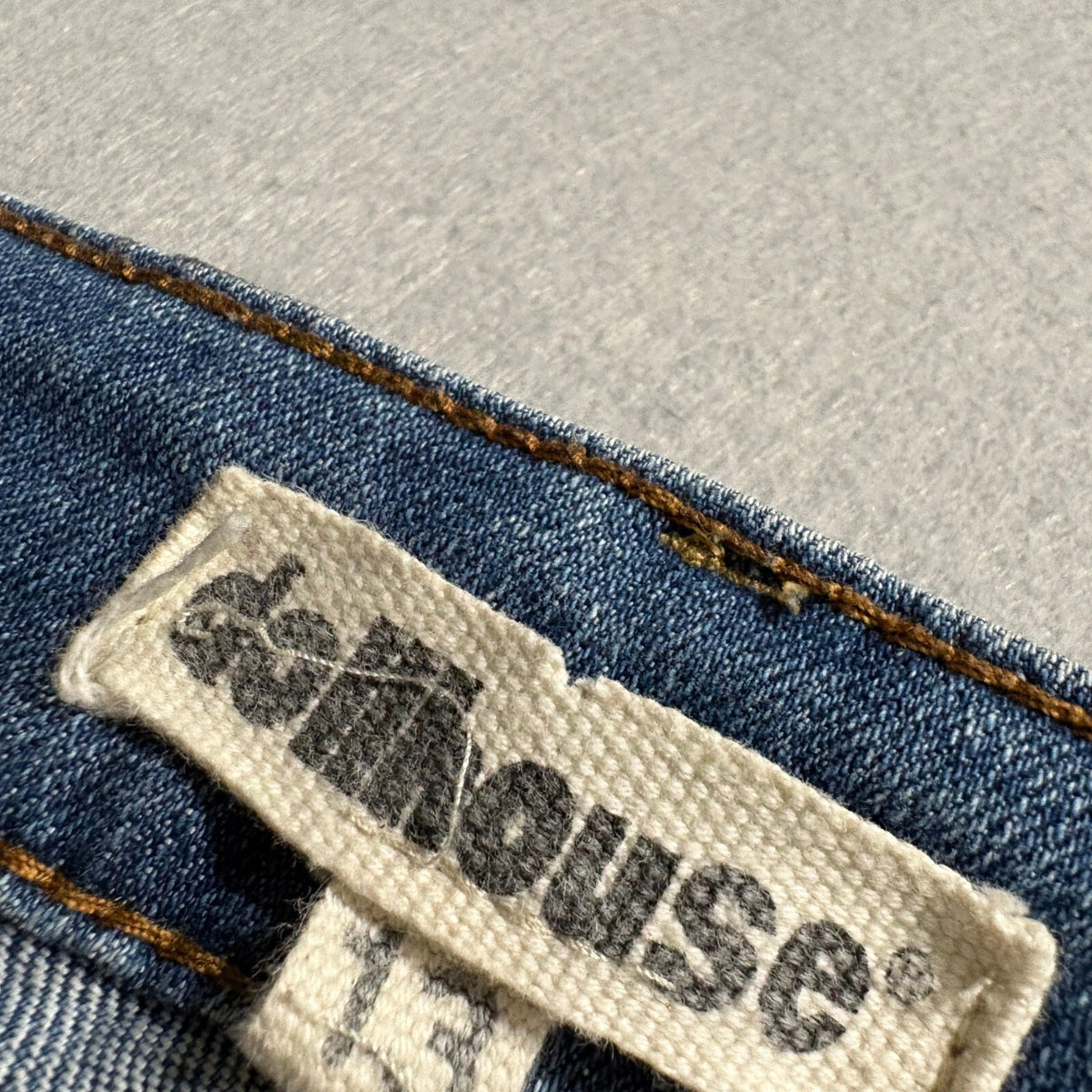 Dollhouse Mid Rise Capri Jeans Womens Size 13 Blue Distressed Button Fly Denim