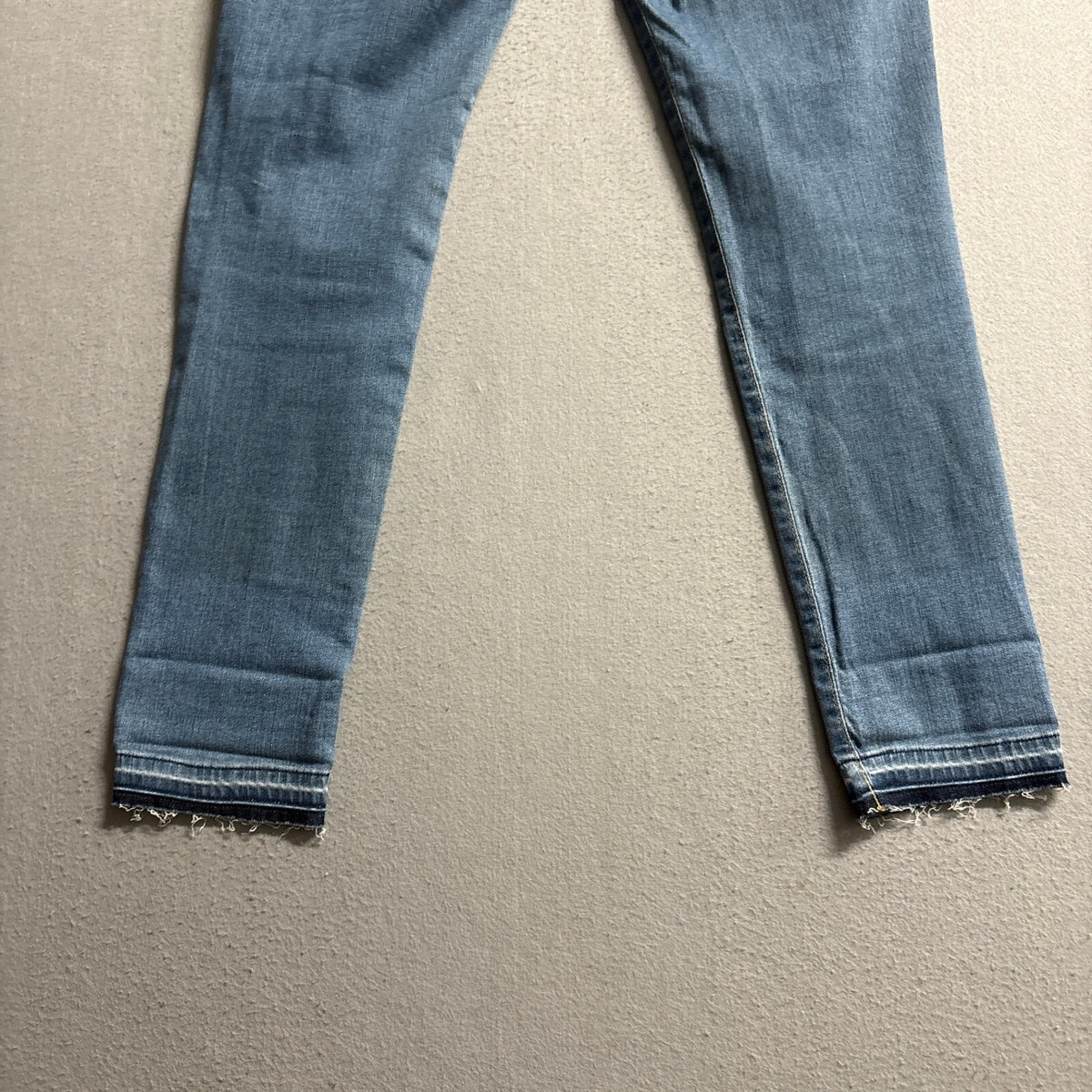 AG Adriano Goldschmied The Stevie Ankle Jeans Womens 27 Blue Distressed Raw Hem
