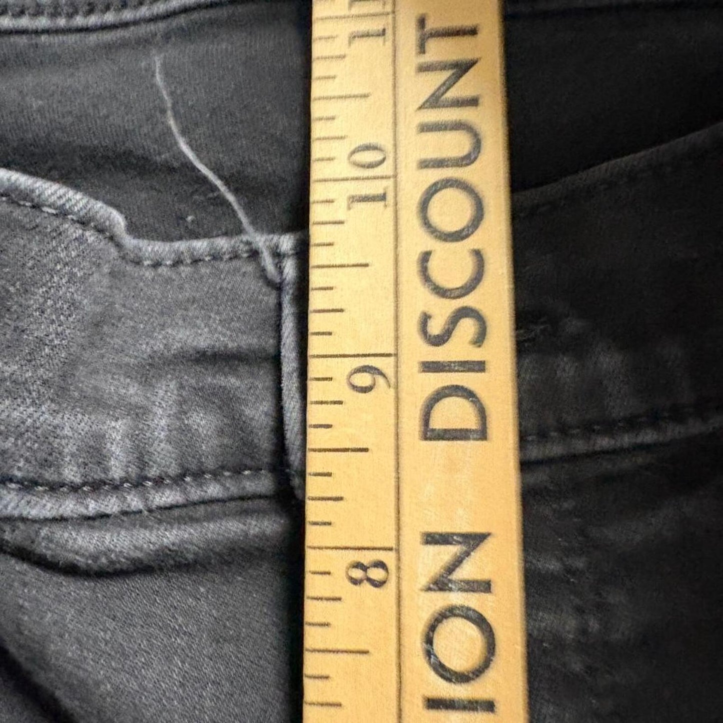Levi's 311 Shaping Skinny Jeans Womens Size 33 Black Denim Stretch Pants 33x27