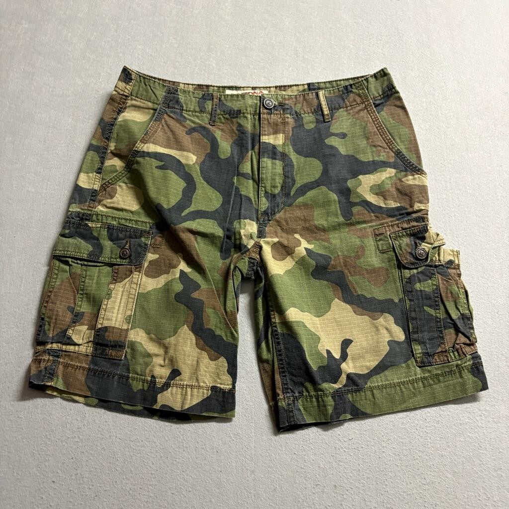 Arizona Jean Co Mens Cargo Shorts Size 36 Green Camouflage Cotton Ripstop