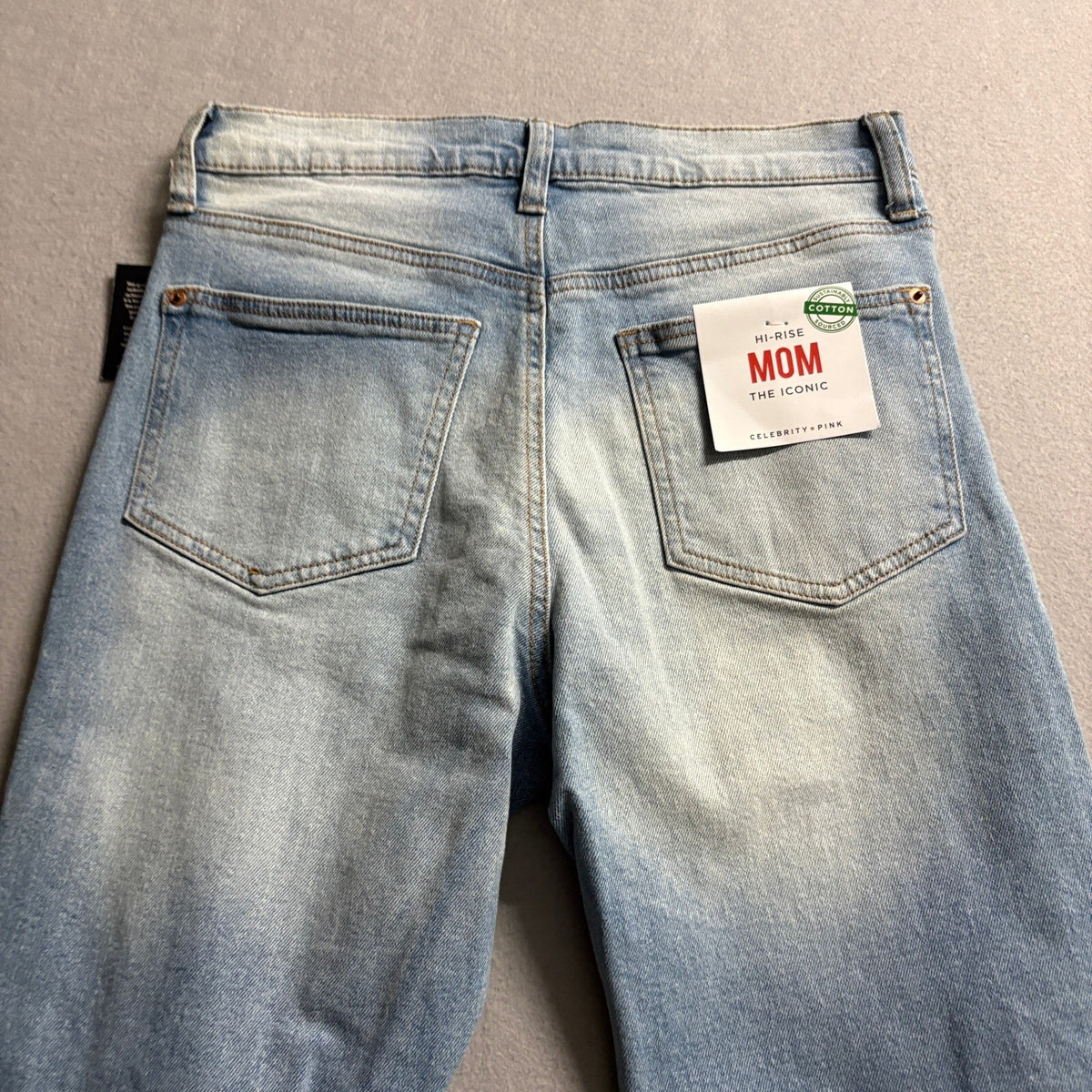 Celebrity Pink Womens Hi-Rise Mom Jeans Size 7/28 Blue Distressed Denim New