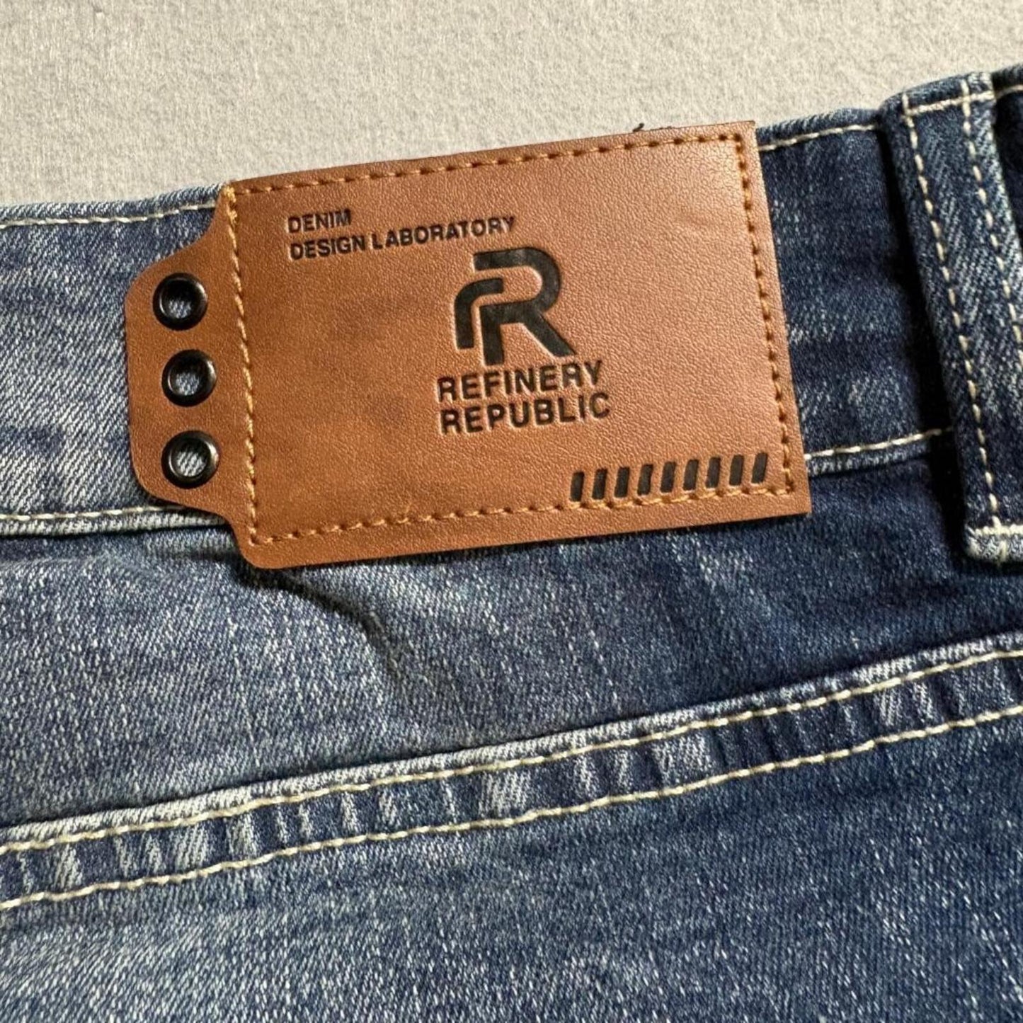 Refinery Republic Moto Jeans Mens 46 Blue Distressed Paint Splatter Biker Denim