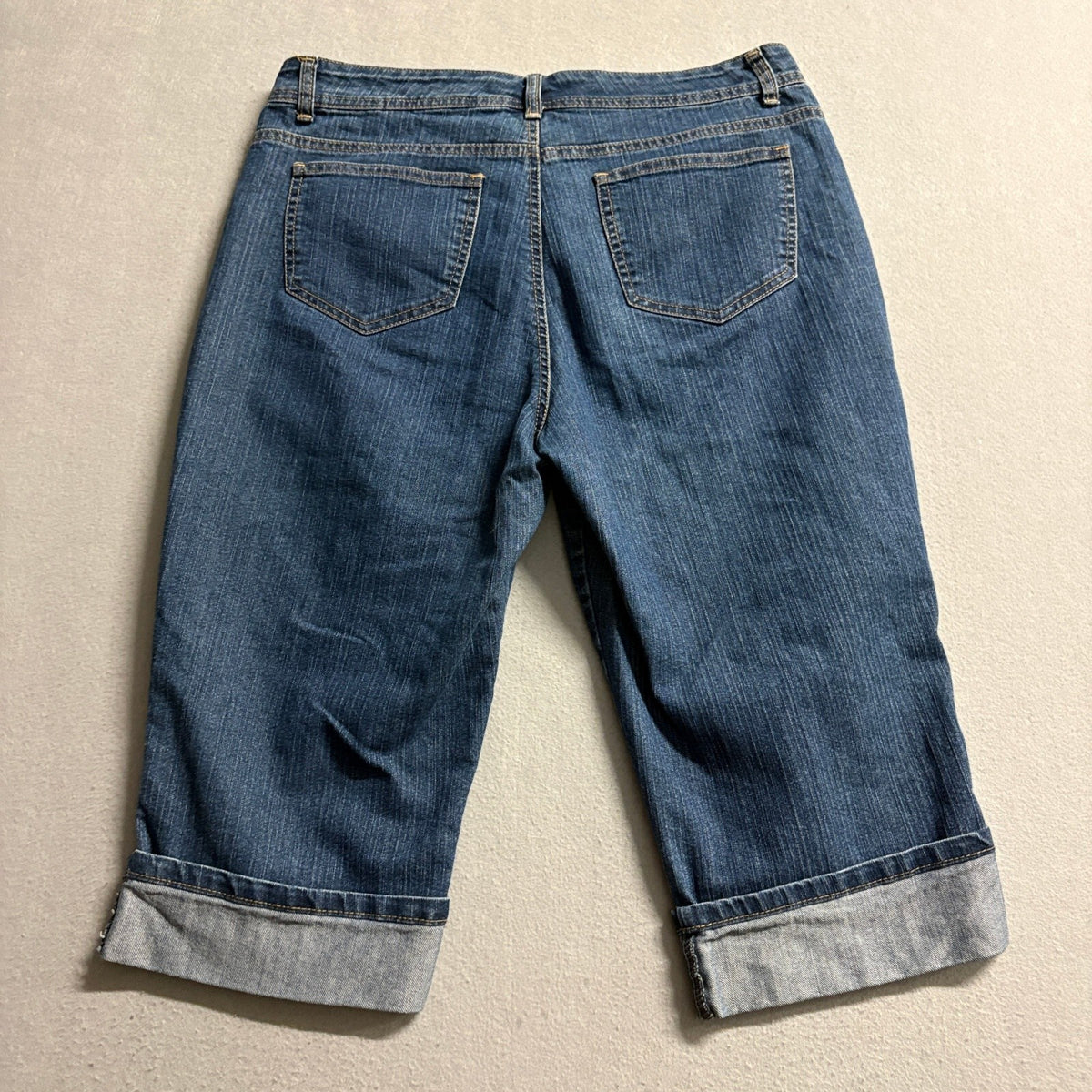 Croft & Barrow Denim Capri Jeans Womens 14 Blue Stretch Cuffed Crop Mid Rise