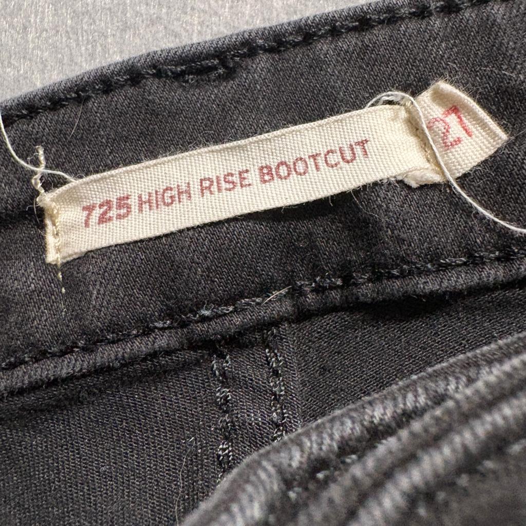 Levi's 725 High Rise Bootcut Jeans Womens 27x30 Black Stretch Denim Pants