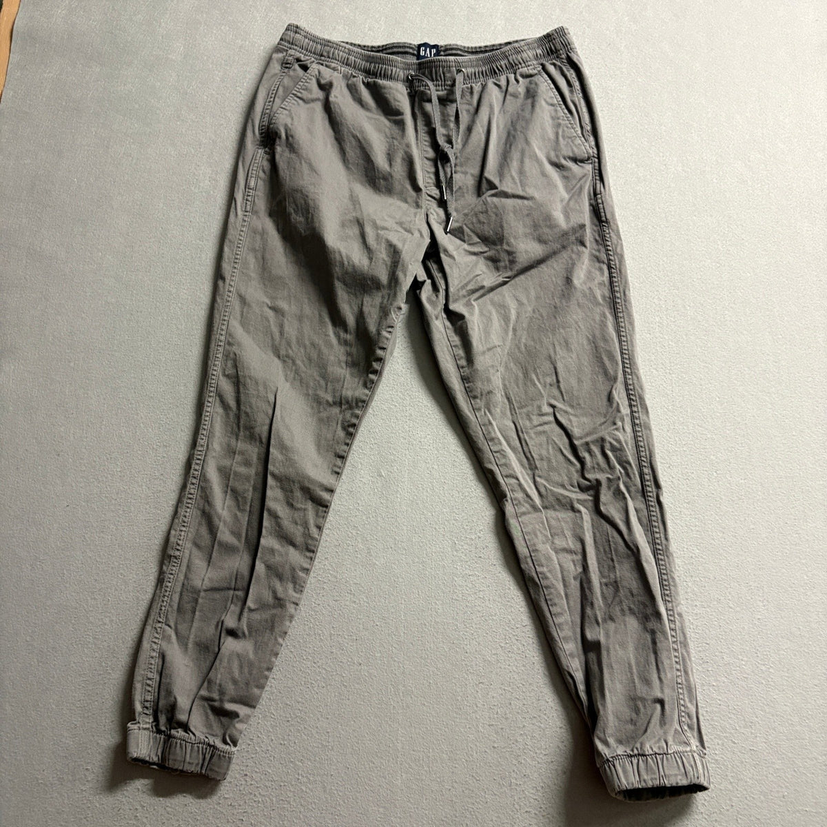 GAP Mens Jogger Pants Medium Gray Cotton Blend Stretch Elastic Waist Casual