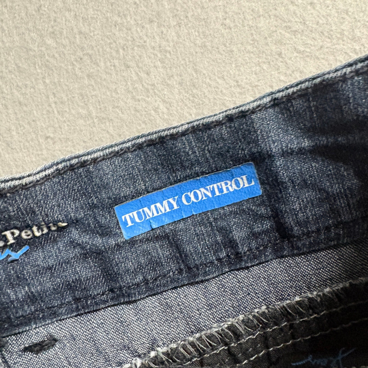 Style & Co Petite Tummy Control Jeans Womens 4P Blue Bootcut Stretch Dark Wash