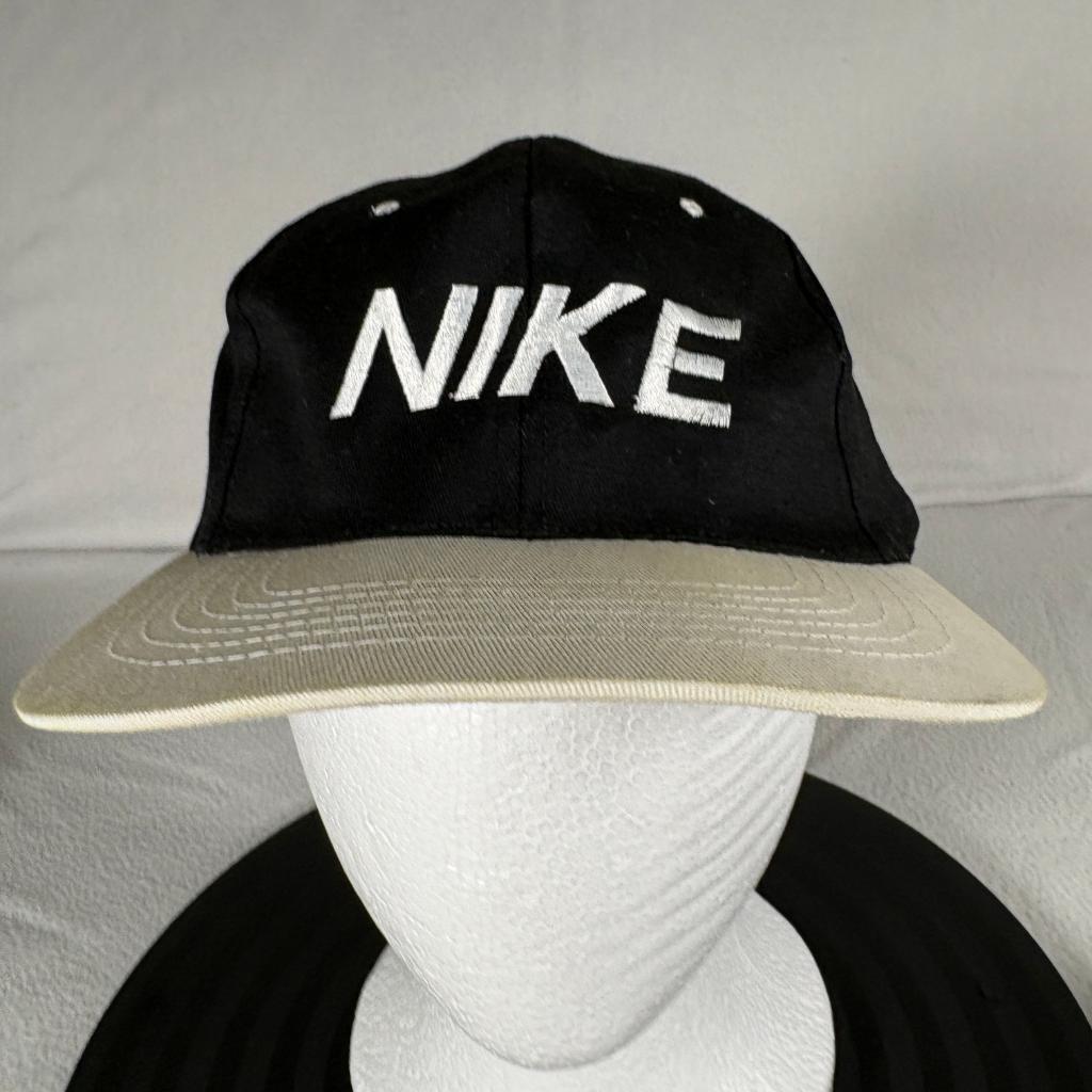 Vintage Nike Spellout Snapback Hat Mens Black Beige Two Tone Cap Cameo Tag