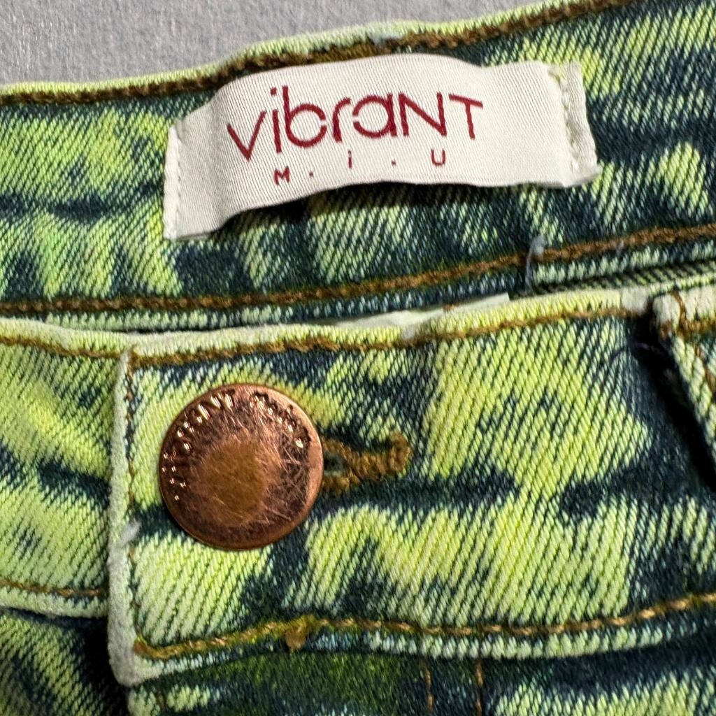 Vibrant M.I.U. Jeans Womens 9 W28 Green Acid Wash High Rise Mom Tapered Leg USA