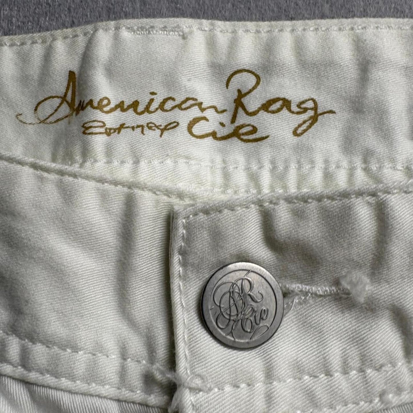 American Rag Cie Womens Super Skinny Jeans Size 3-S White Denim Stretch NWT