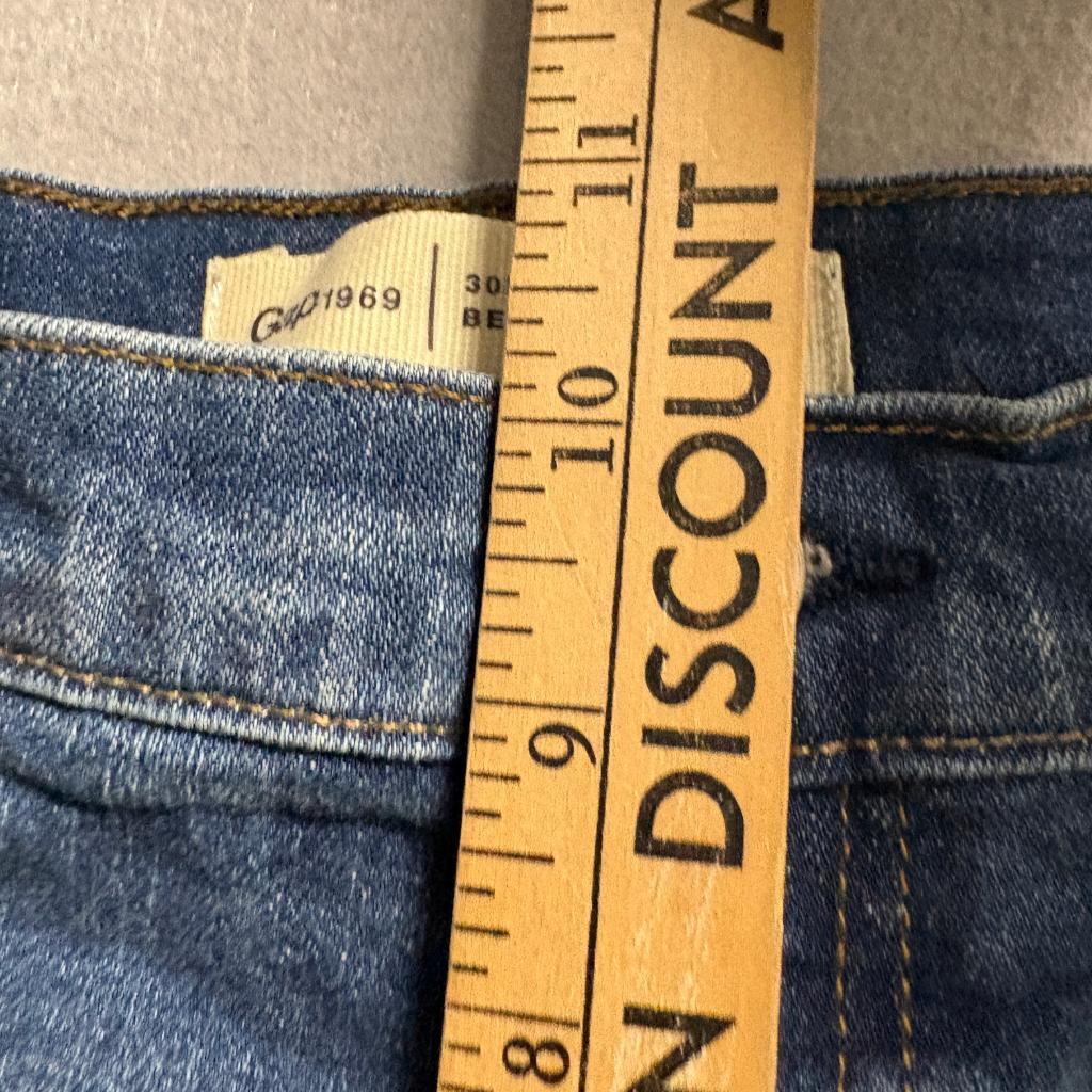 Gap 1969 Best Girlfriend Jeans Womens 10 Regular 30R Distressed Blue Denim