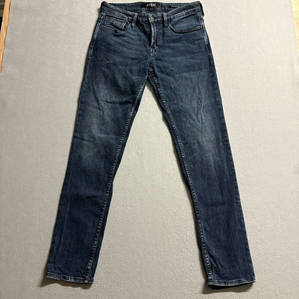 GUESS Los Angeles Slim Tapered Jeans Mens Size 32x30 Dark Wash Denim Stretch