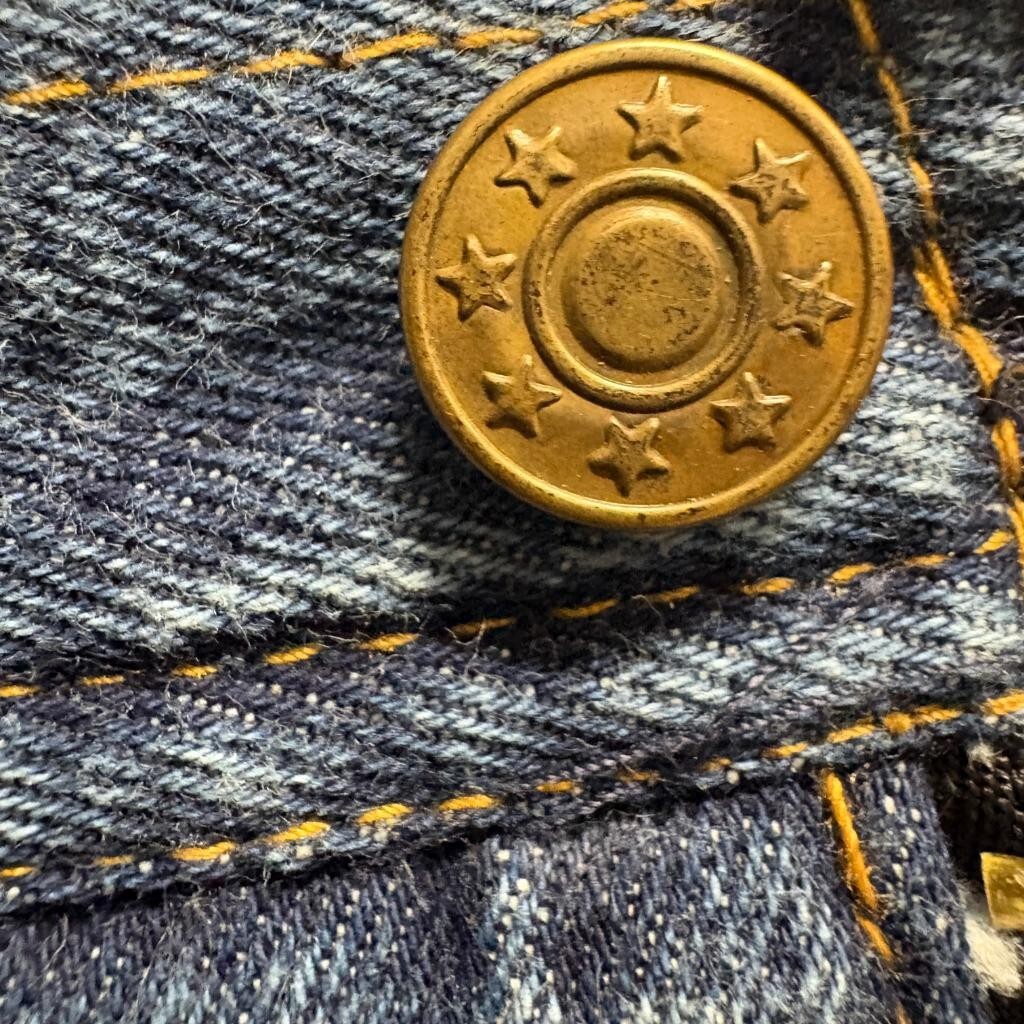 Vintage Wayne Acid Wash Jeans L/30 High Rise Tapered Leg Blue Denim Taiwan