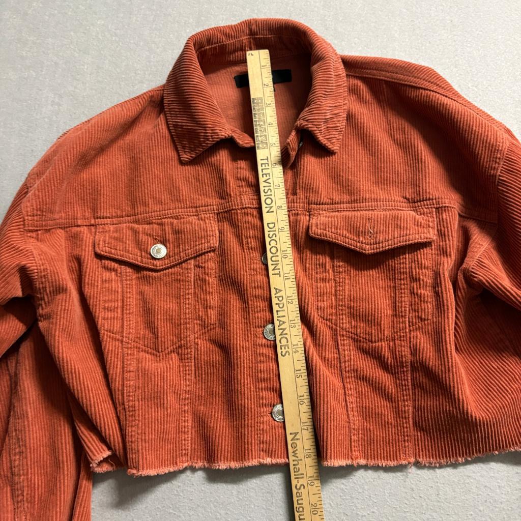 Forever 21 Corduroy Cropped Jacket Womens Medium Rust Orange Raw Hem Button Up