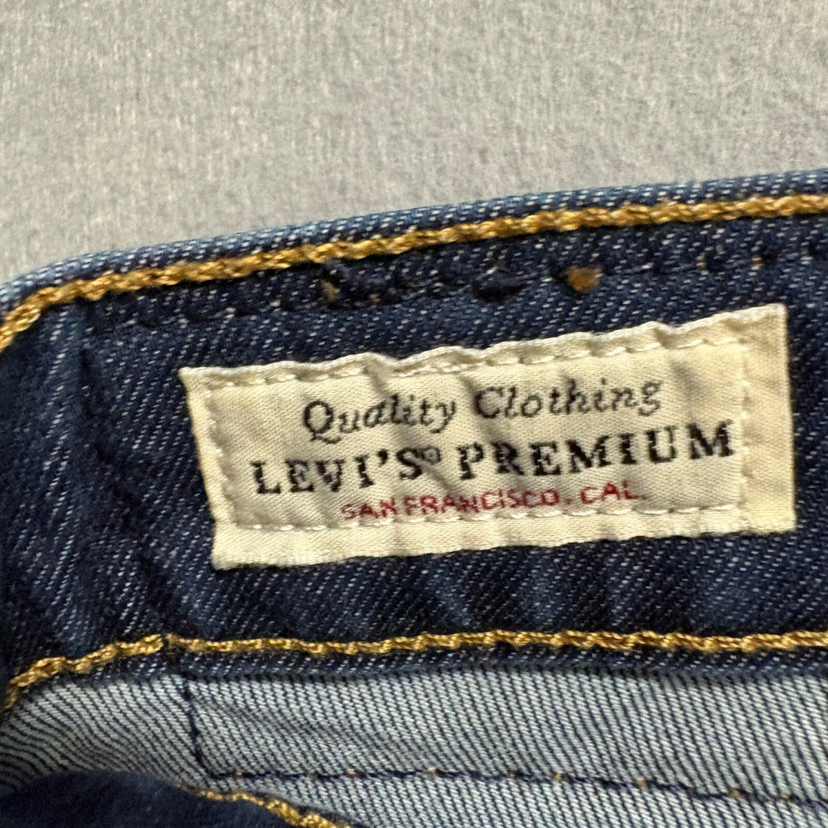 Levi's Premium Mile High Super Skinny Jeans Womens 31x30 Dark Wash Blue Denim